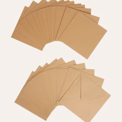Avec kraftkaarten en -enveloppen