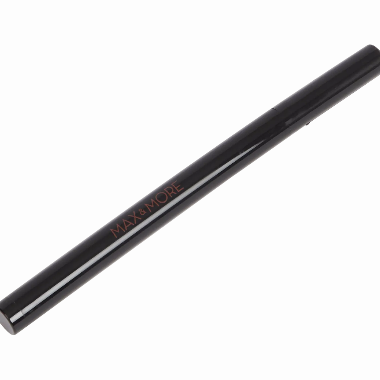 Max & More eyeliner